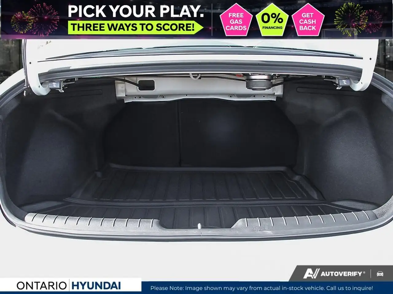 Hyundai ELANTRA снимка Hyundai ELANTRA
