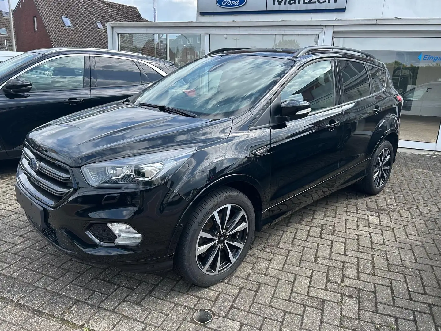 Ford Kuga 2.0 TDCi 4x4 ST-Line AHK Winter-Räder Schwarz - 1