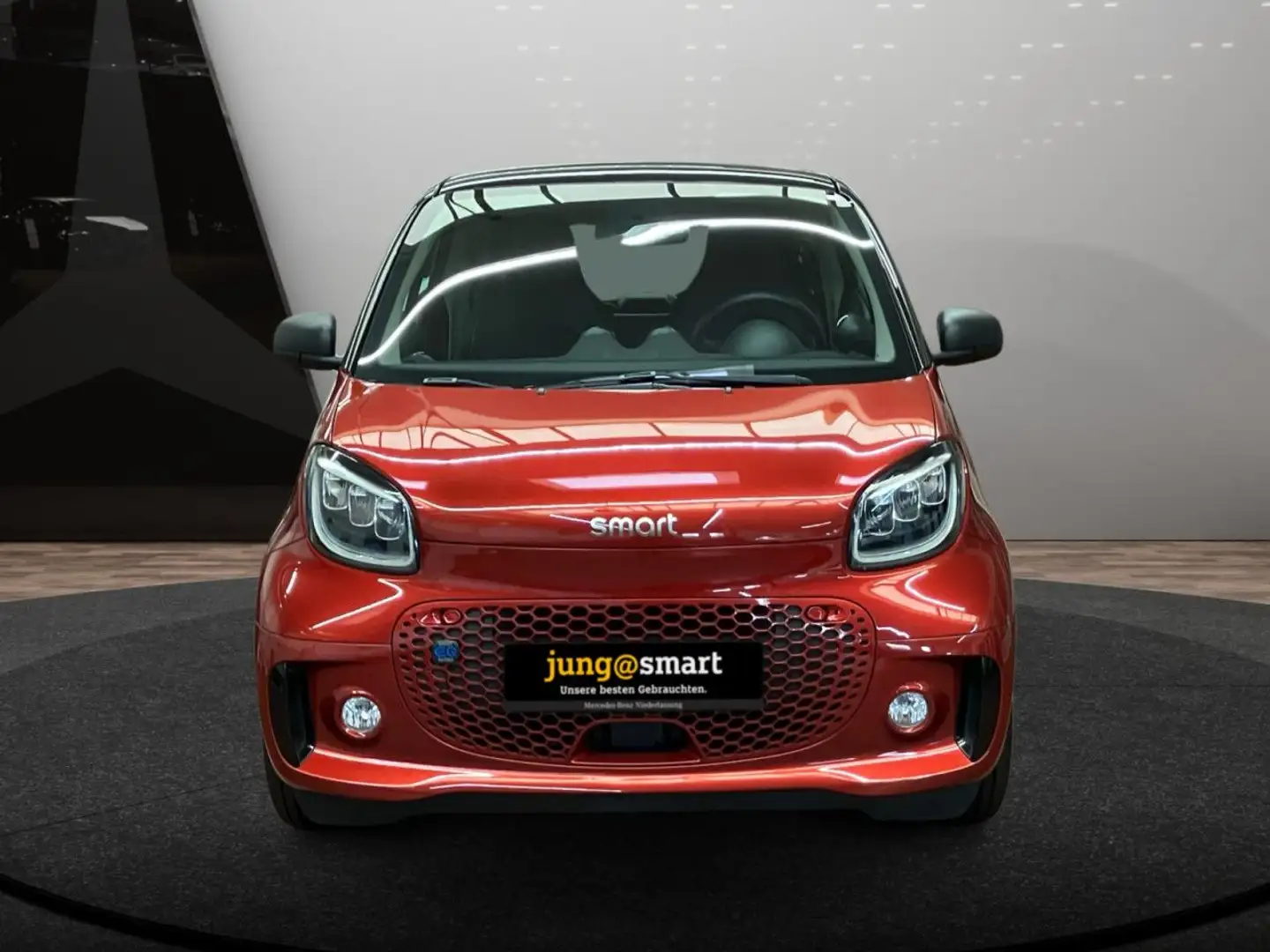 smart forTwo EQ 60kWed passion SHZ Pano PDC+Kamera Klima Rouge - 2