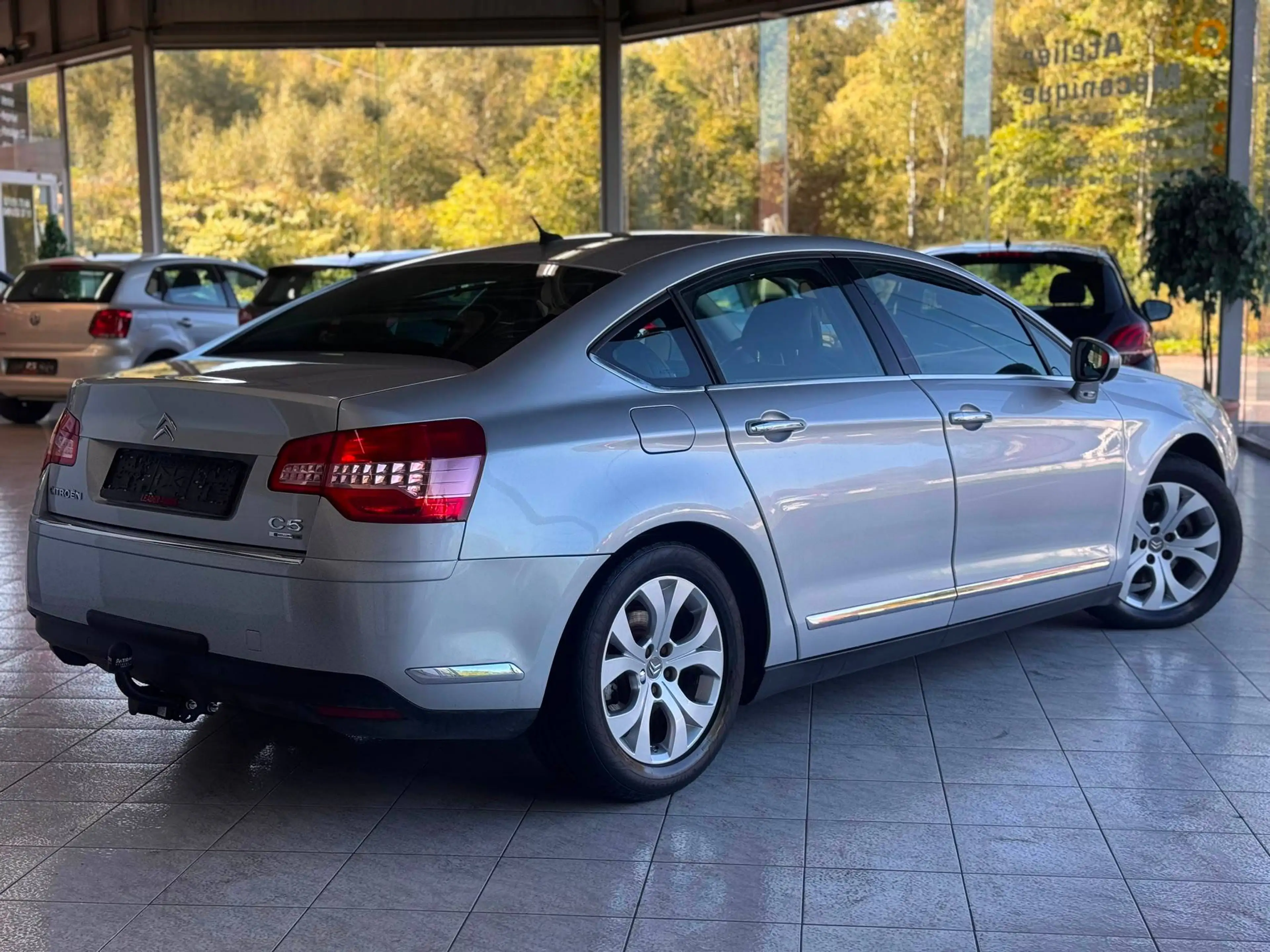Citroen C5 🟩2.0 ESSENCE 140CH - AUTOMATIQUE - CRUISE - AIRCO — photo 4