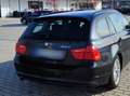 BMW 318 Black - thumbnail 2