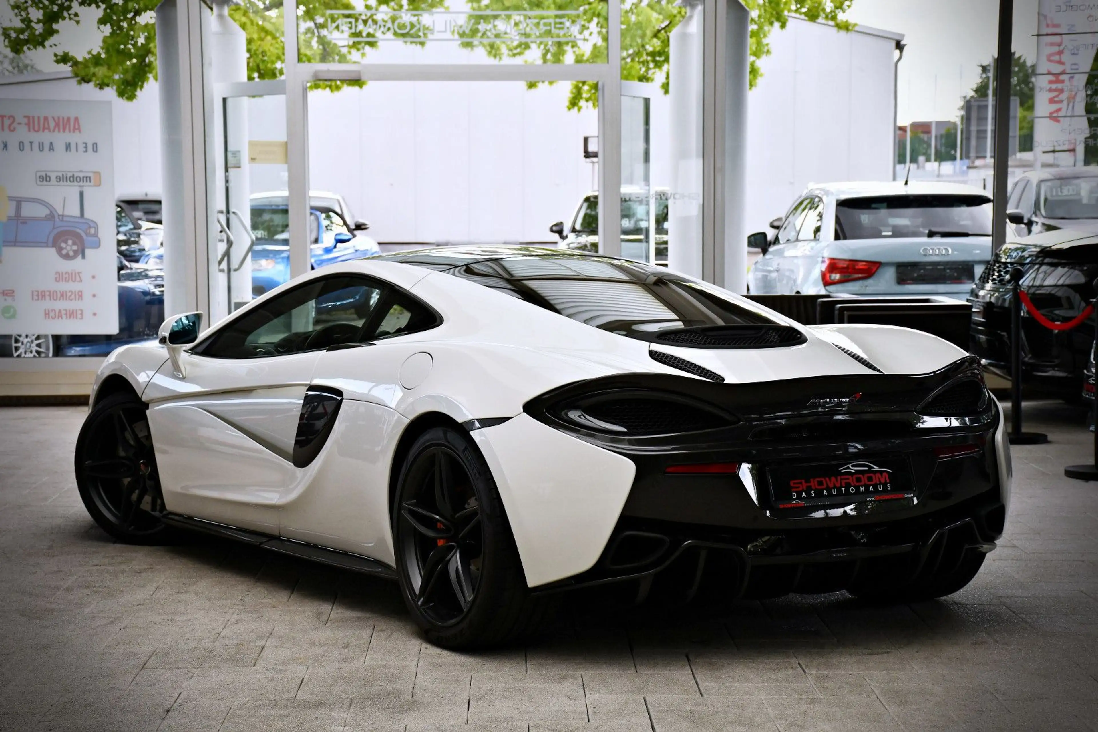 McLaren 570GT Coupe Dihedral | 4.618 km | Sammlerzustand — photo 4