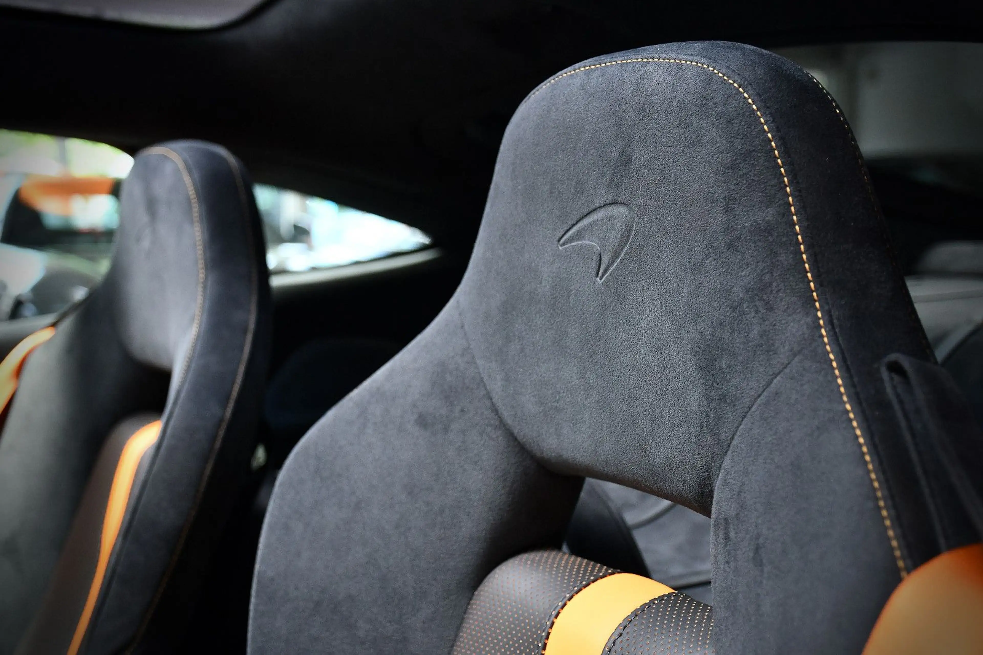 McLaren 570GT Coupe Dihedral | 4.618 km | Sammlerzustand — photo 9