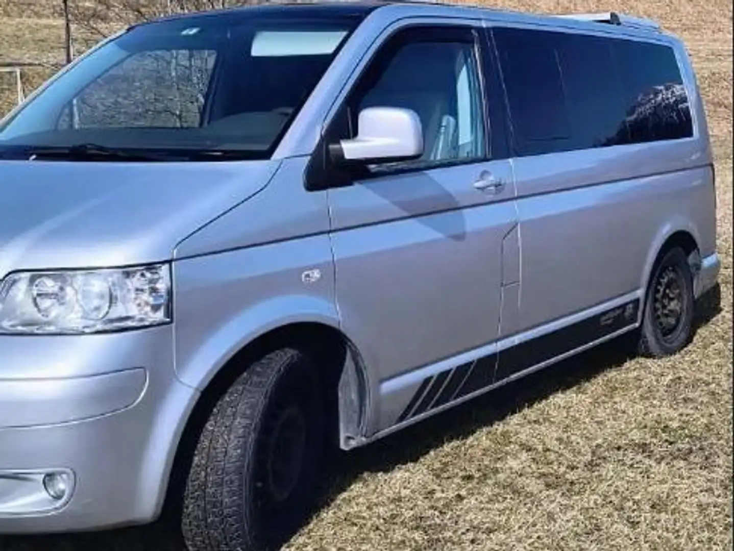 Volkswagen T5 Caravelle Caravelle 2,5 TDI Grau - 2