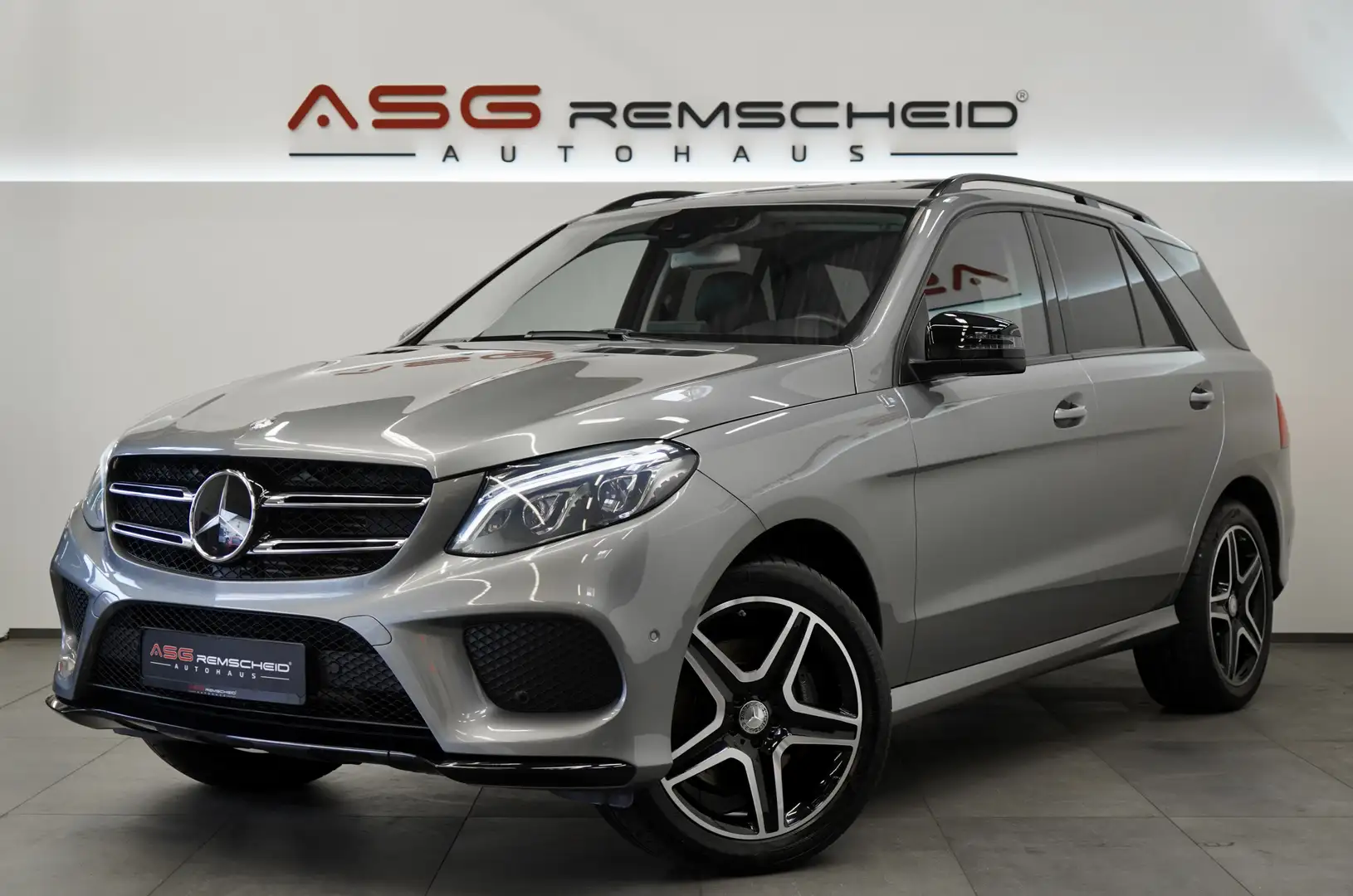 Mercedes-Benz GLE 350 d 4M AMG Line *Distr. *20Zoll *GSD *AHK* Grau - 1