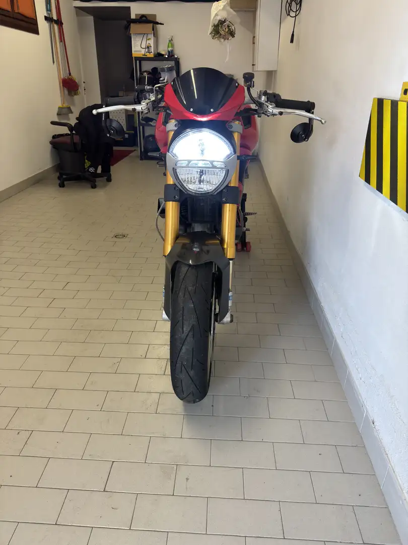 Ducati Monster 1100 S - 2