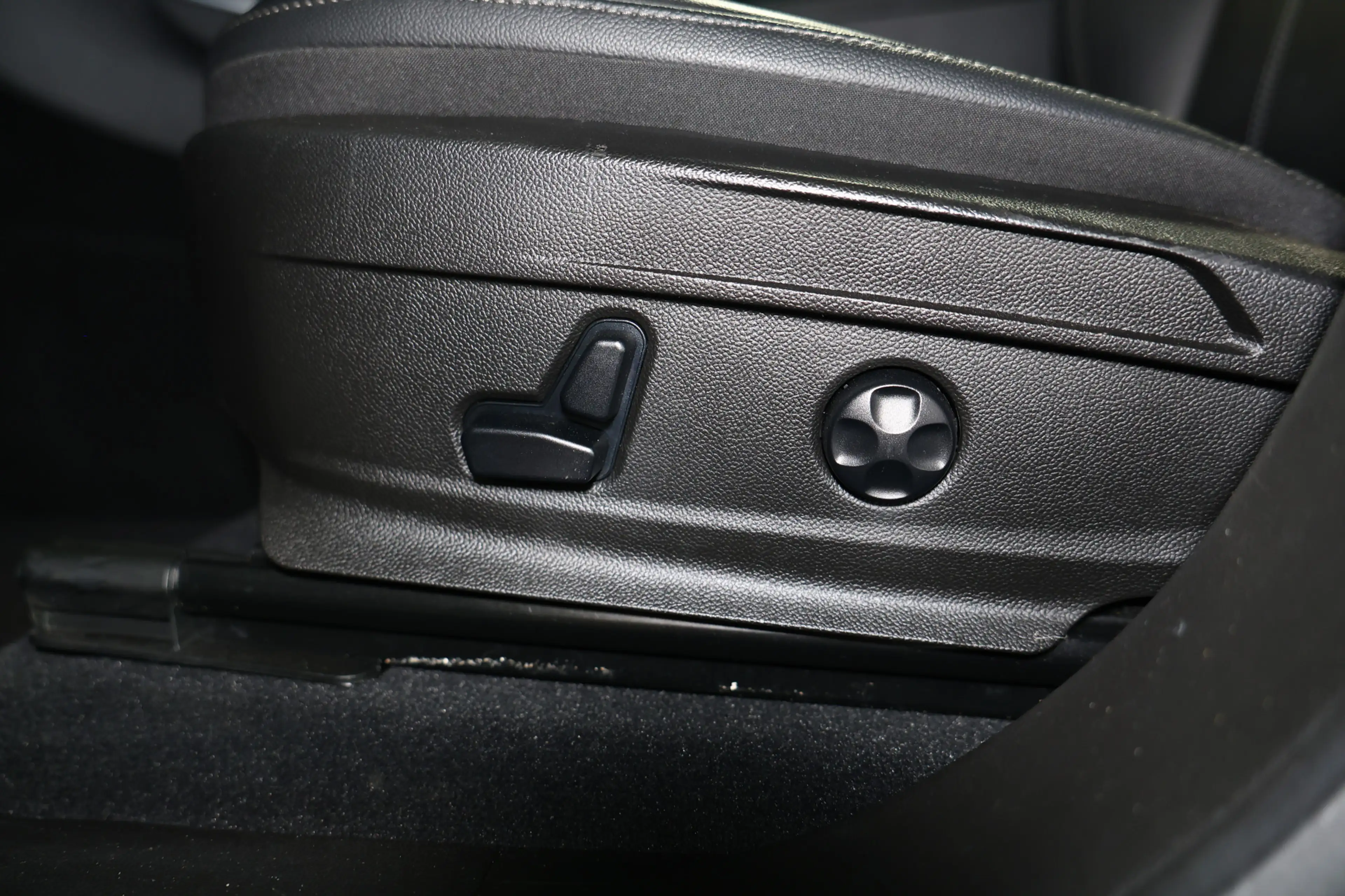 Alfa Romeo Stelvio 2.0 T AWD Super 44000 km !! MEMORY CAMERA NAVI AUT — photo 15