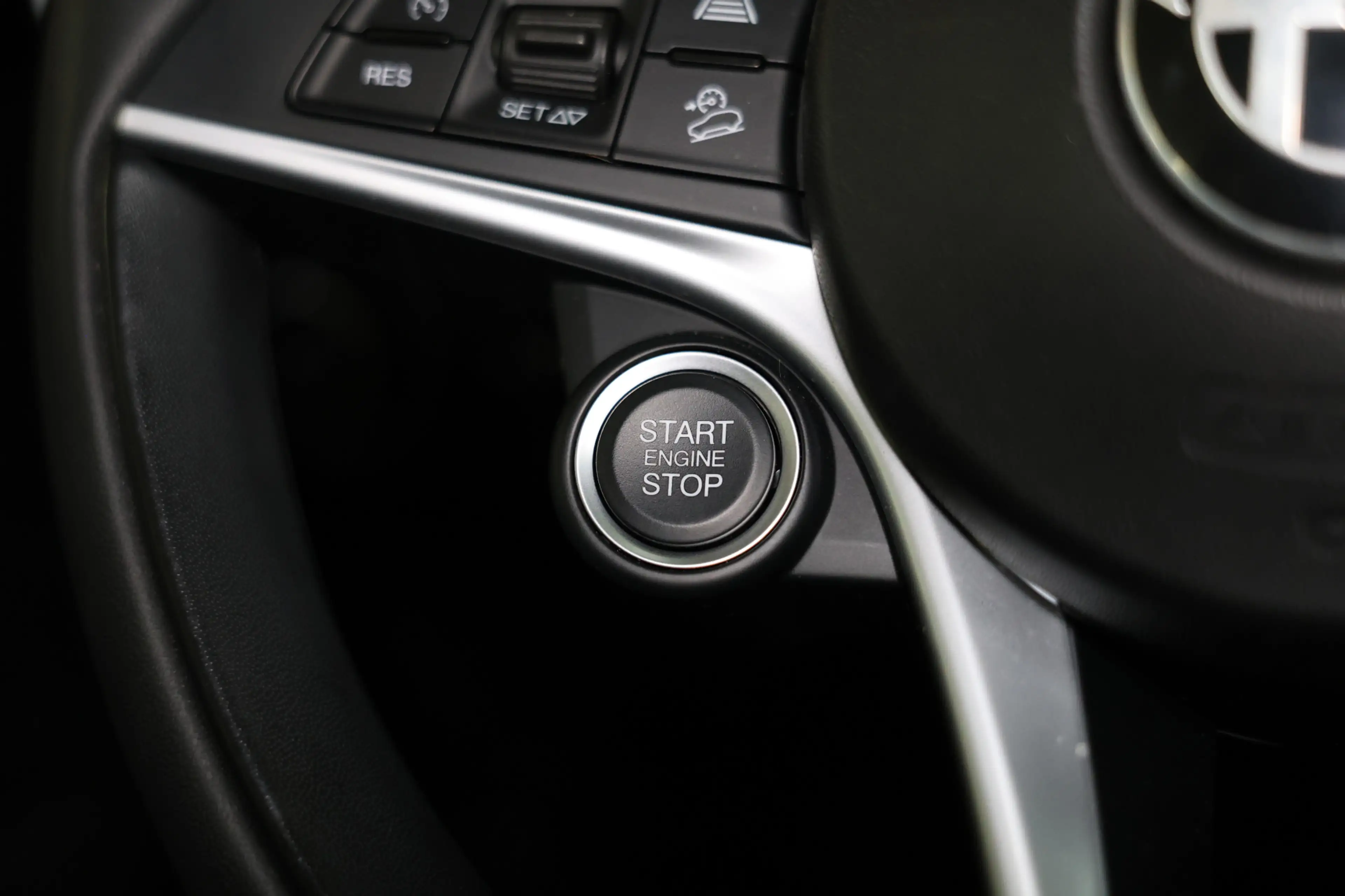 Alfa Romeo Stelvio 2.0 T AWD Super 44000 km !! MEMORY CAMERA NAVI AUT — photo 21
