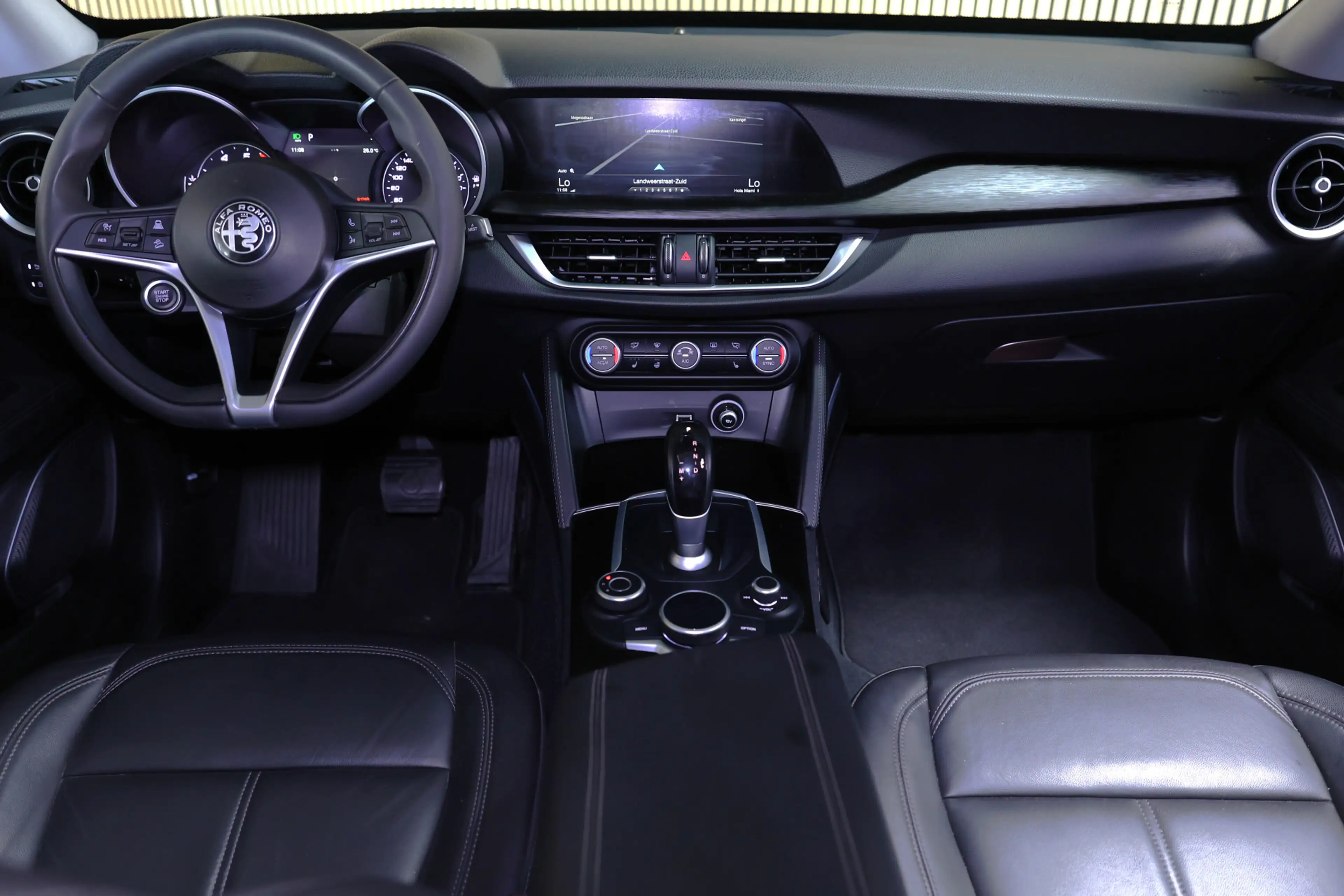 Alfa Romeo Stelvio 2.0 T AWD Super 44000 km !! MEMORY CAMERA NAVI AUT — photo 2