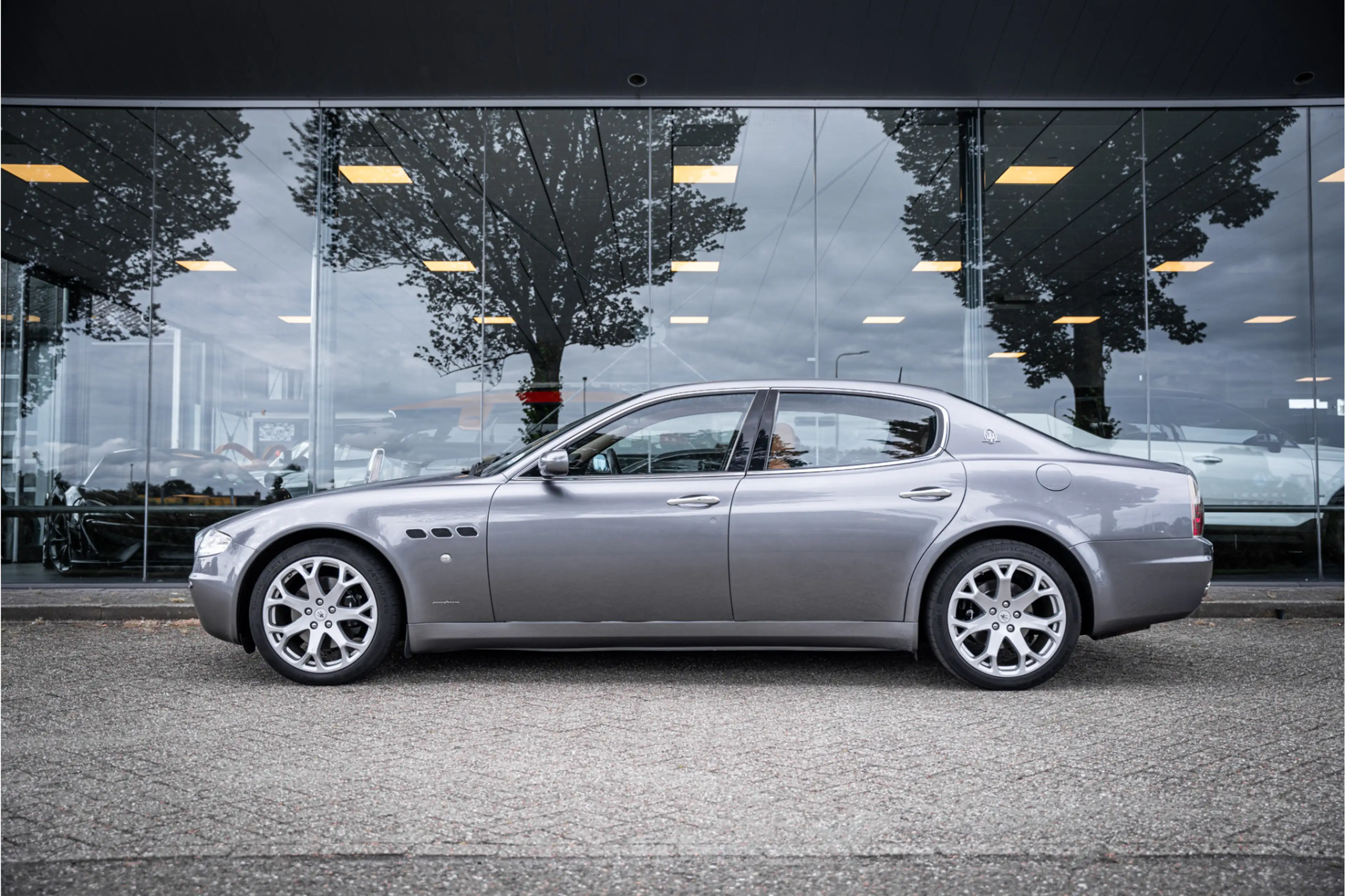 Maserati Quattroporte 4.2 Duo Select ** 19inch ** Hessing/Louwman onderh — photo 14