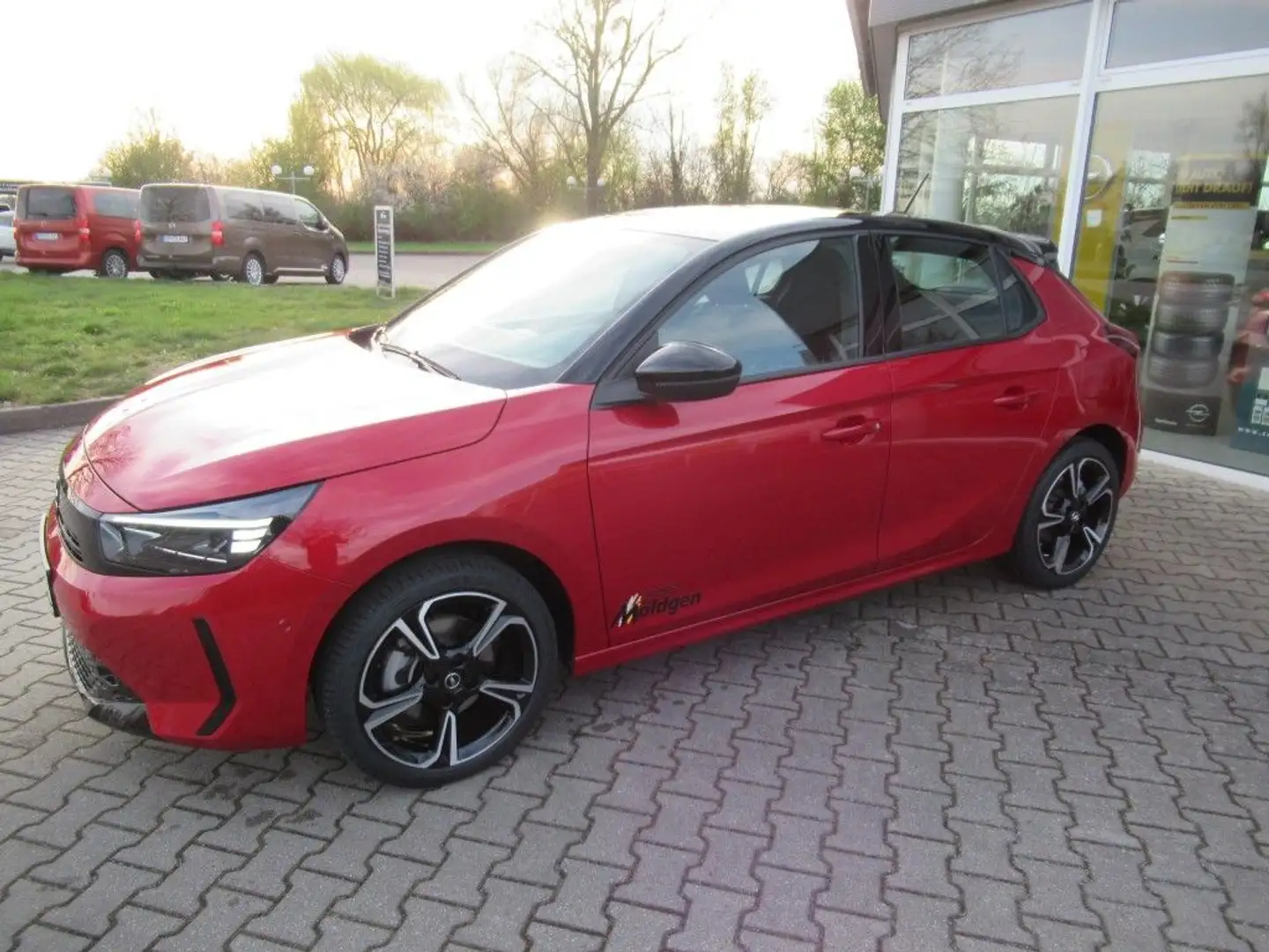 Opel Corsa 1.2 Automatik GS Rouge - 2