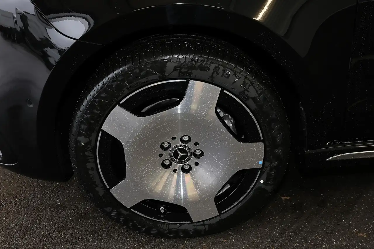 Mercedes-Benz V 300 d EXCLUSIVE Lang MBUX+360°+M-LED+AHK+Totwi 3