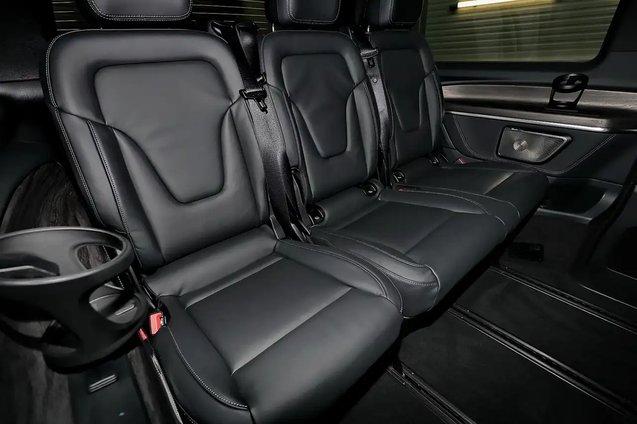 Mercedes-Benz V 300 d EXCLUSIVE Lang MBUX+360°+M-LED+AHK+Totwi 7