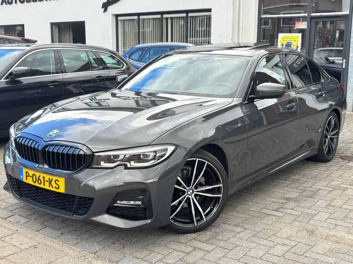 BMW 318 3-serie 318i Business Edition, M-Sport, Schuifkant Grau - 1