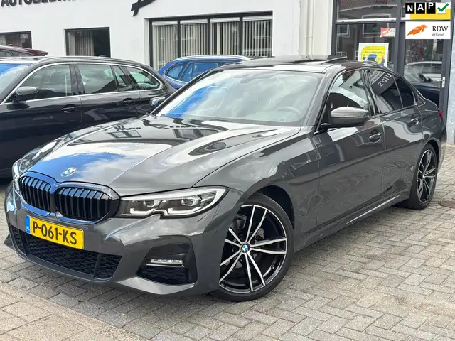 BMW 318 3-serie 318i M-Sport, Schuifkanteldak, Individual