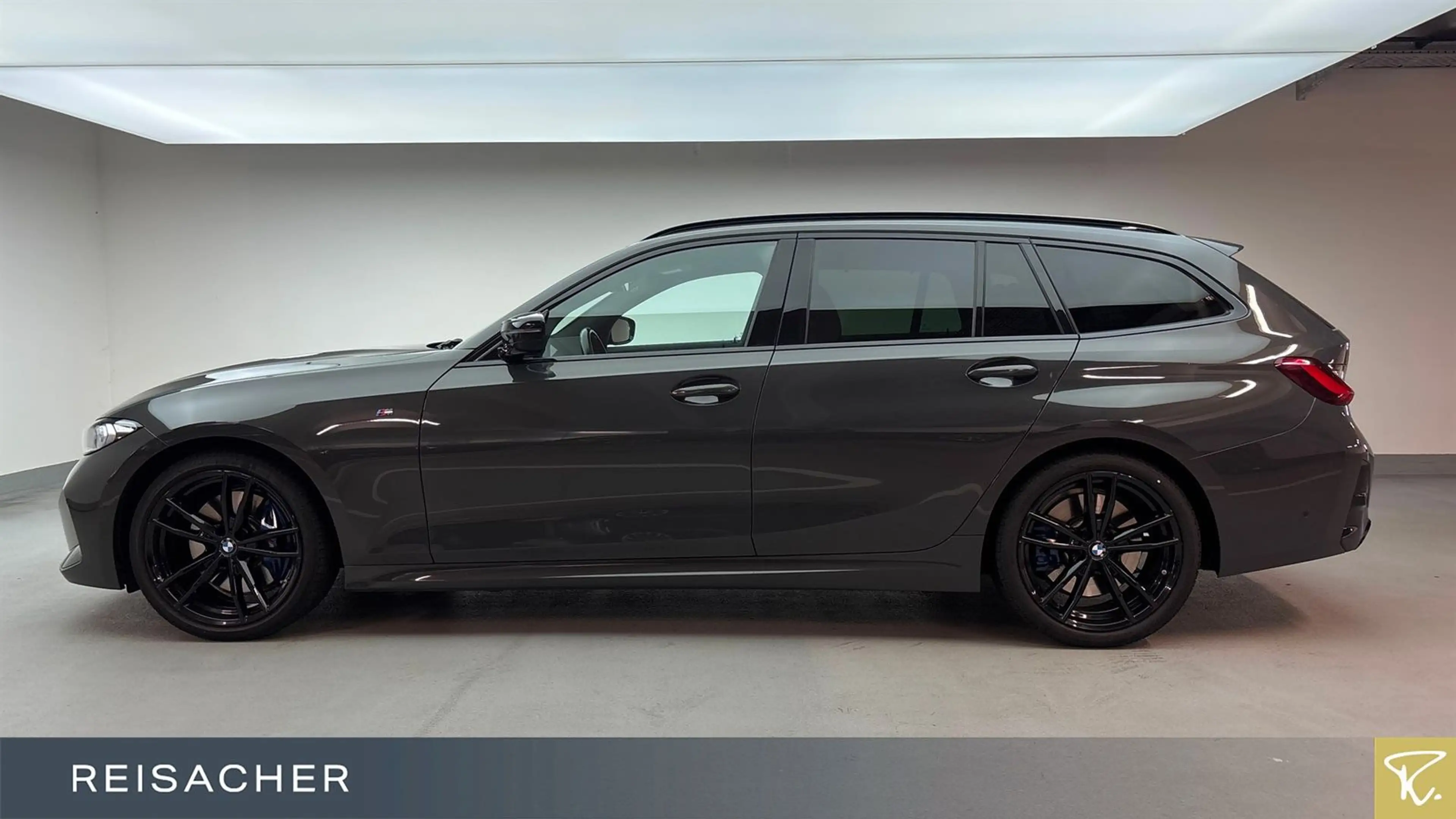 BMW 340 A xDrive Tou Pano,AHK,Leder,HUD,ACC,RFK — photo 9