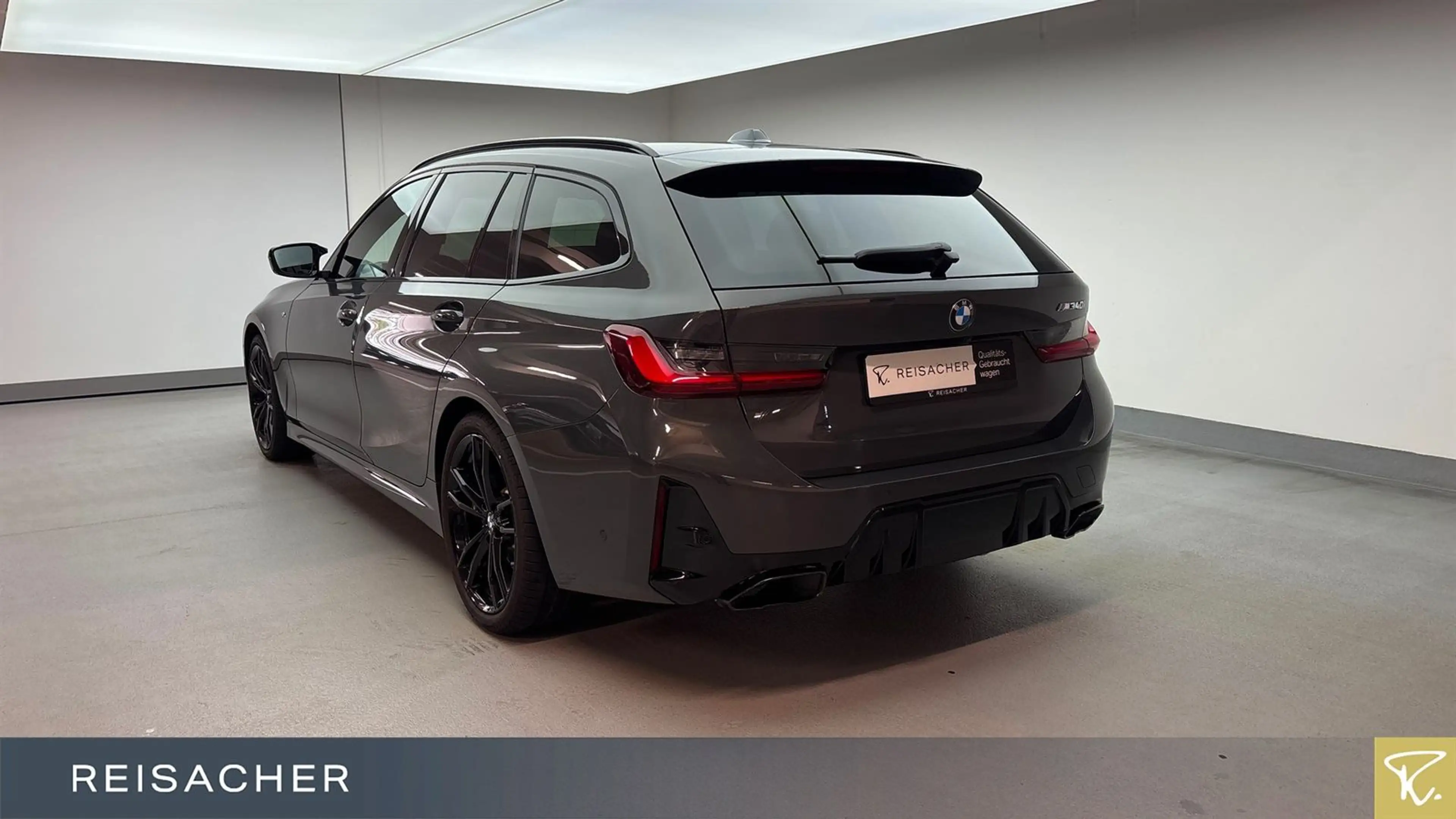 BMW 340 A xDrive Tou Pano,AHK,Leder,HUD,ACC,RFK — photo 2