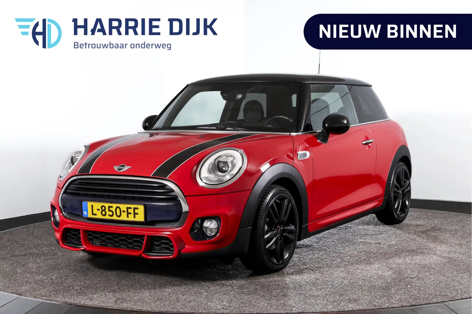 MINI John Cooper Works 1.5 135 PK Chili - JCW Trim | Cruise | Stoel-+Voor Roşu - 1