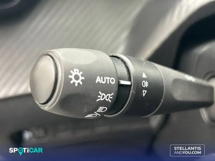 Peugeot 208 2024, foto 16
