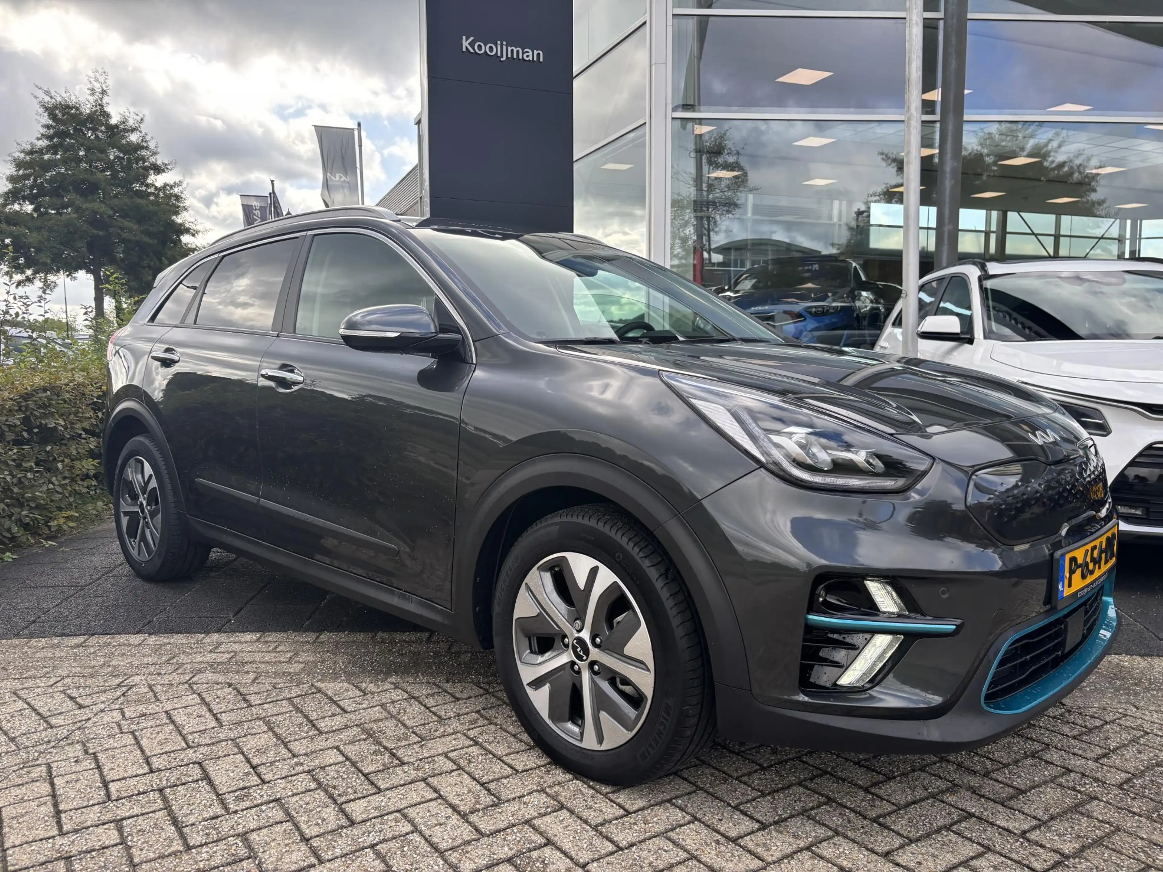 Kia e-Niro DynamicPlusLine 64 kWh NW geleverd & onderhouden, — photo 2