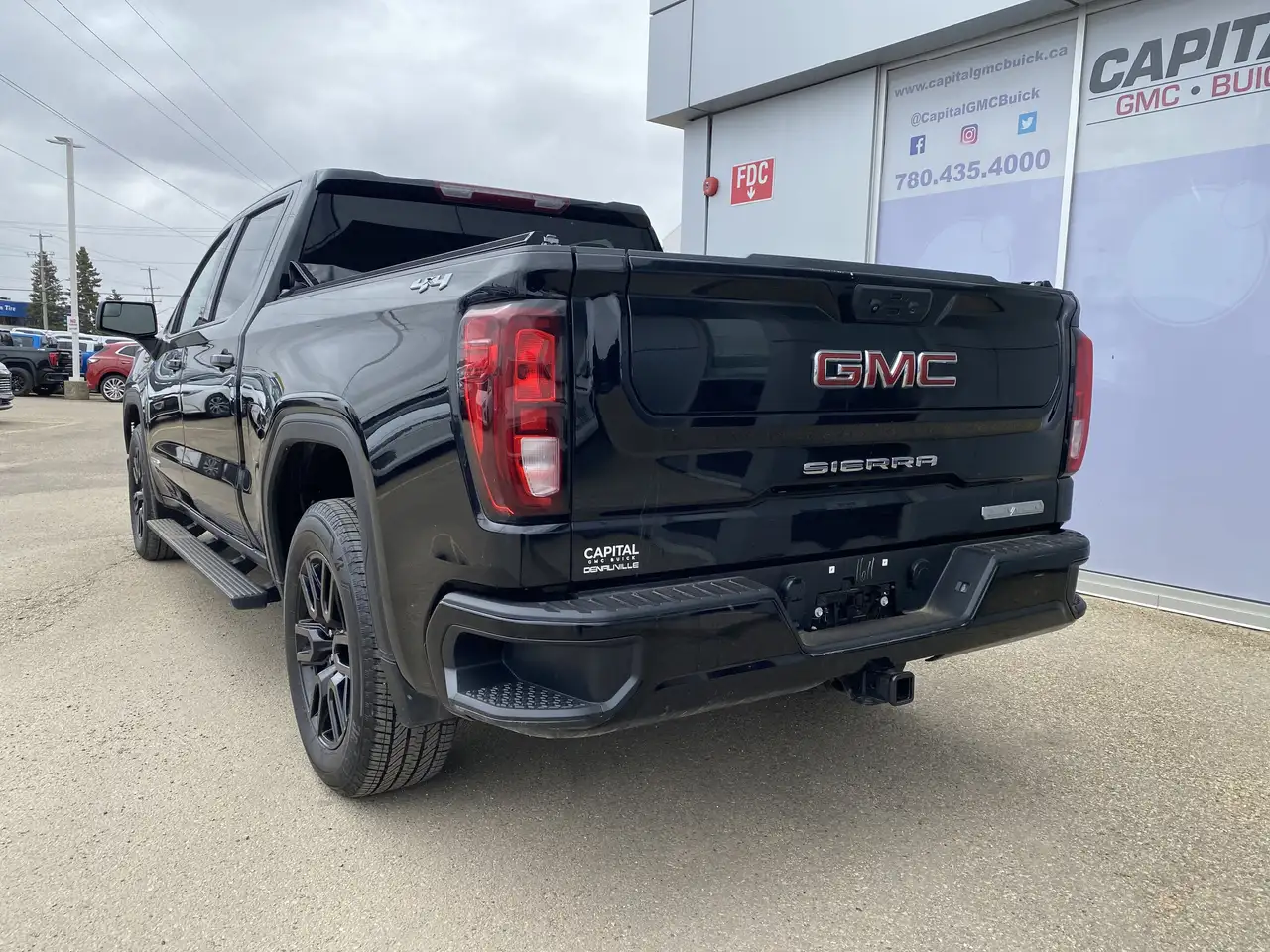 GMC Sierra 1500 снимка GMC Sierra 1500