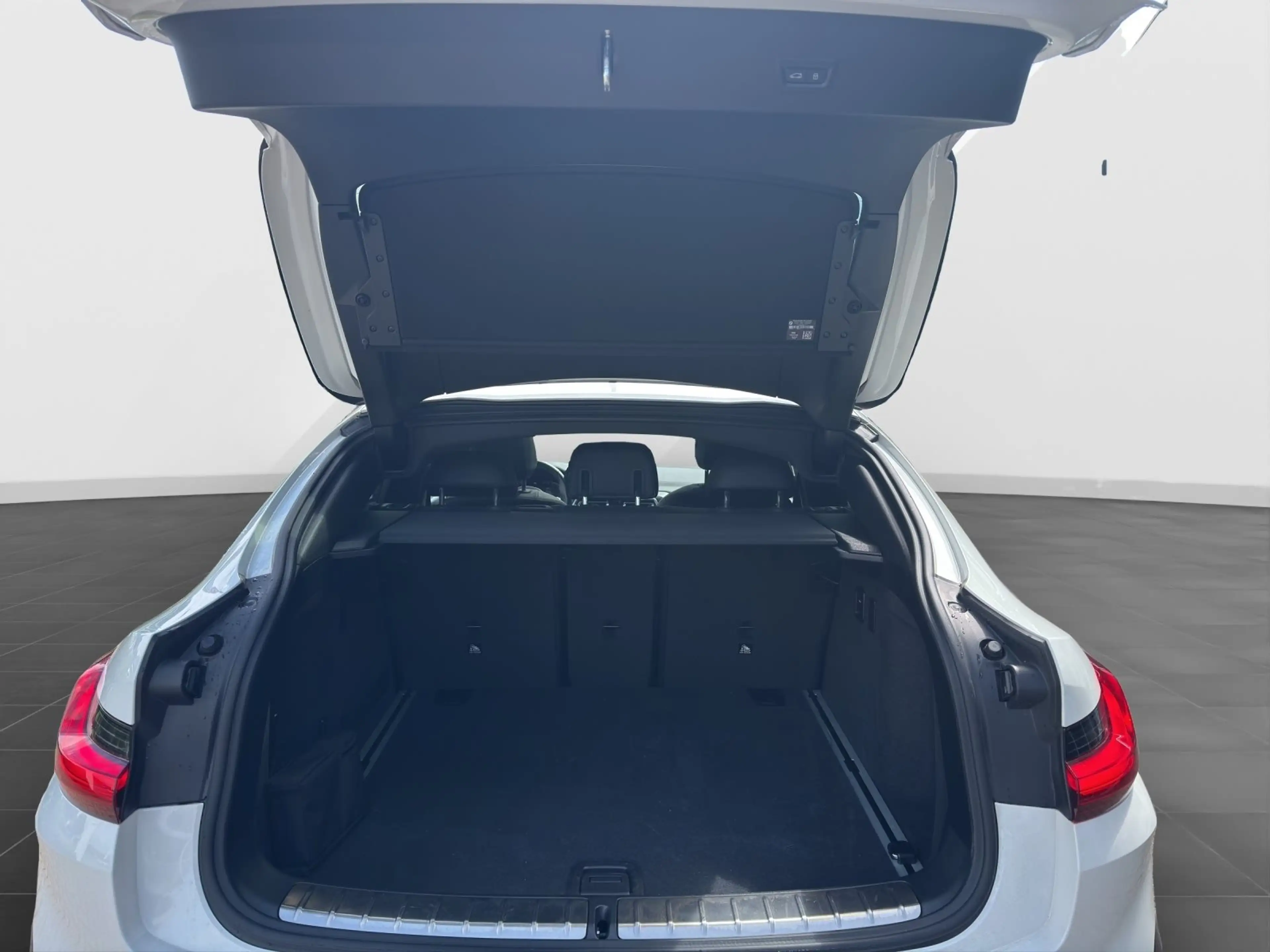 BMW X4 xDrive30i M Sport | AHK | Pano.Dach | 360° | Head- — photo 9