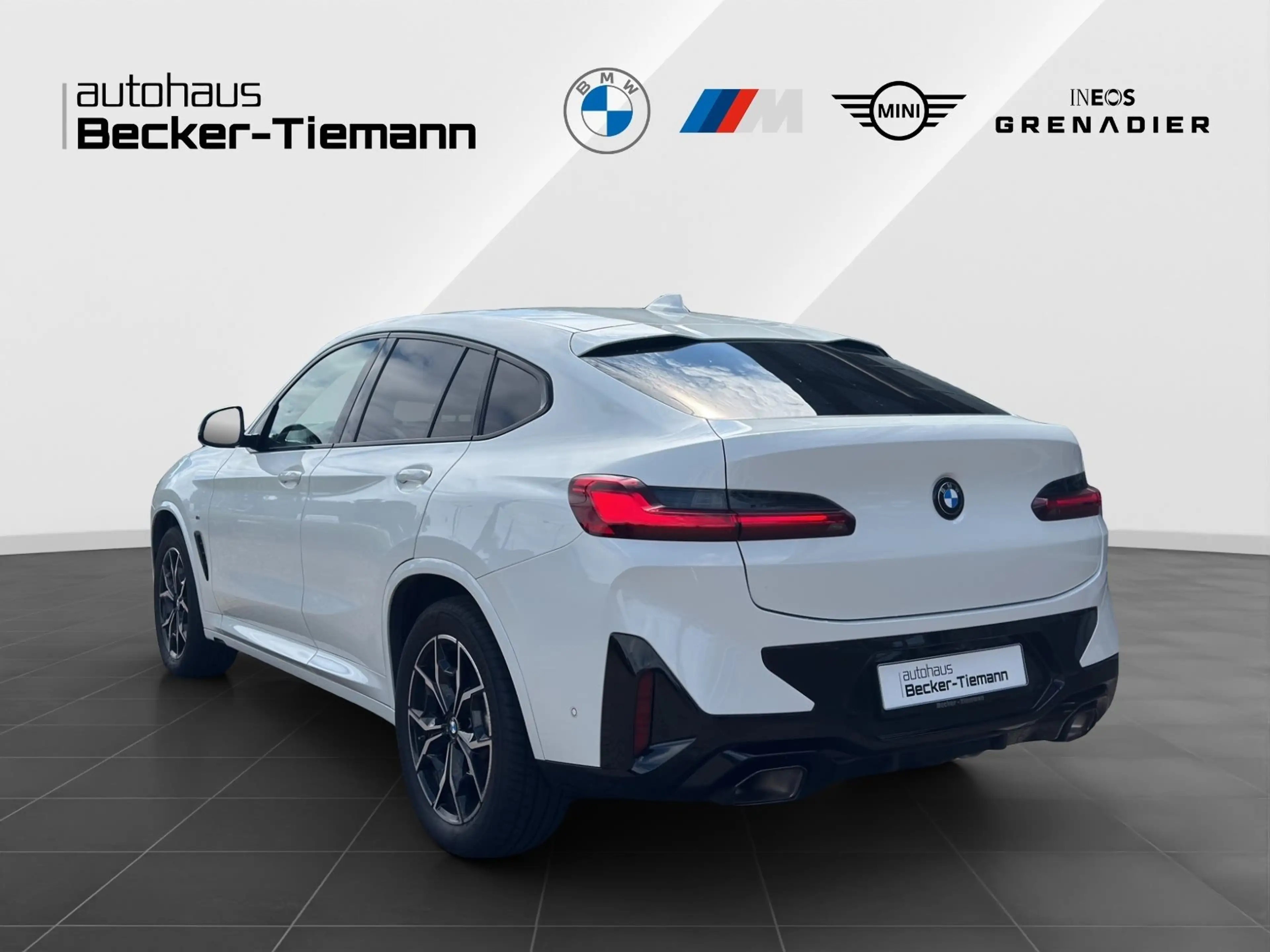 BMW X4 xDrive30i M Sport | AHK | Pano.Dach | 360° | Head- — photo 4