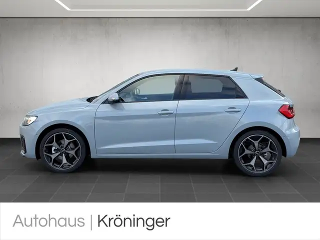 Audi A1 view 3