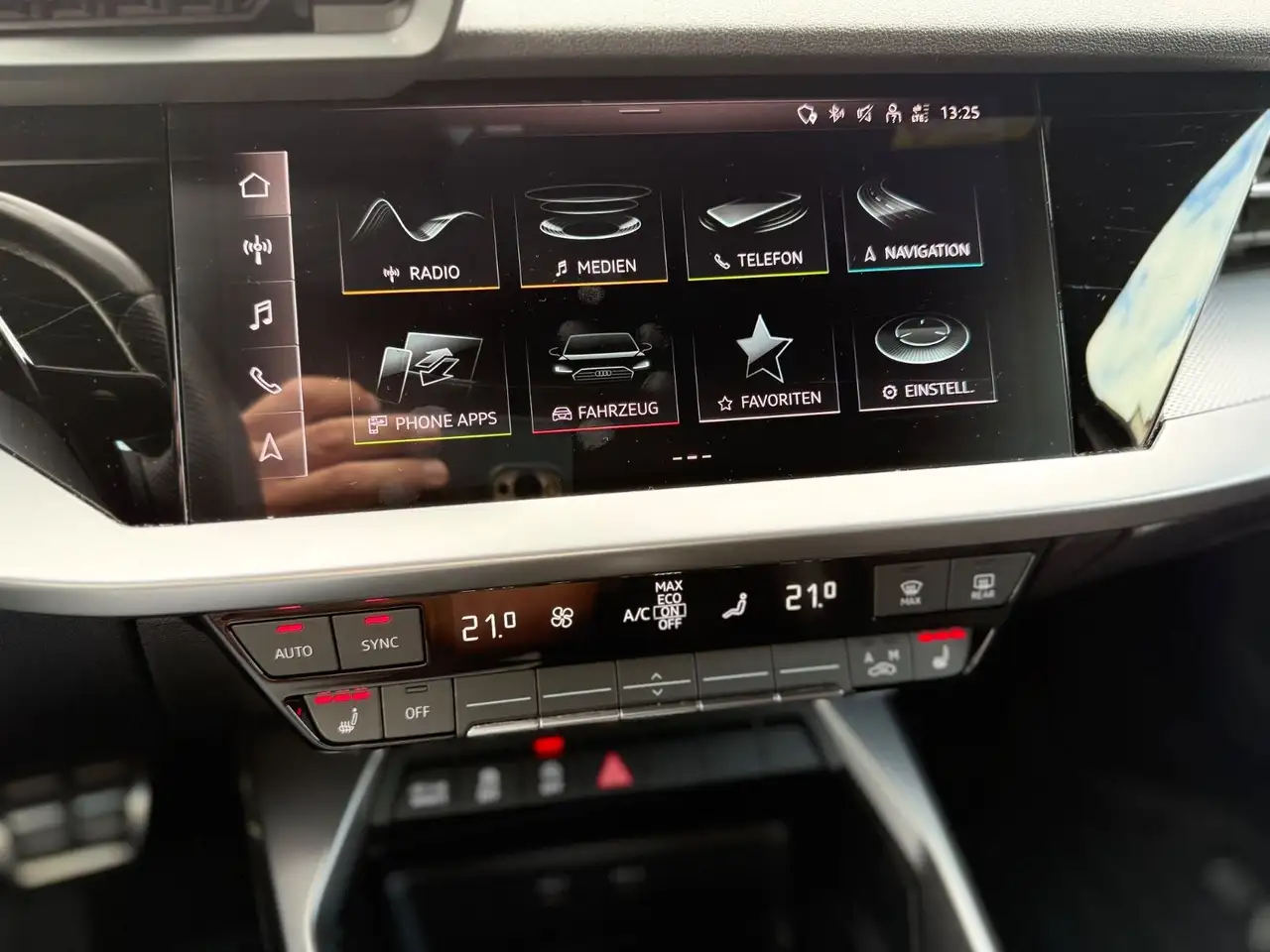 Audi A3 2.0TDI S Line Virtual Spur AppleCar 8xbereift, миниатюра 18