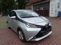 Toyota Aygo (X) 1.0  Automatik Klima Faltdach Ezüst - thumbnail 8