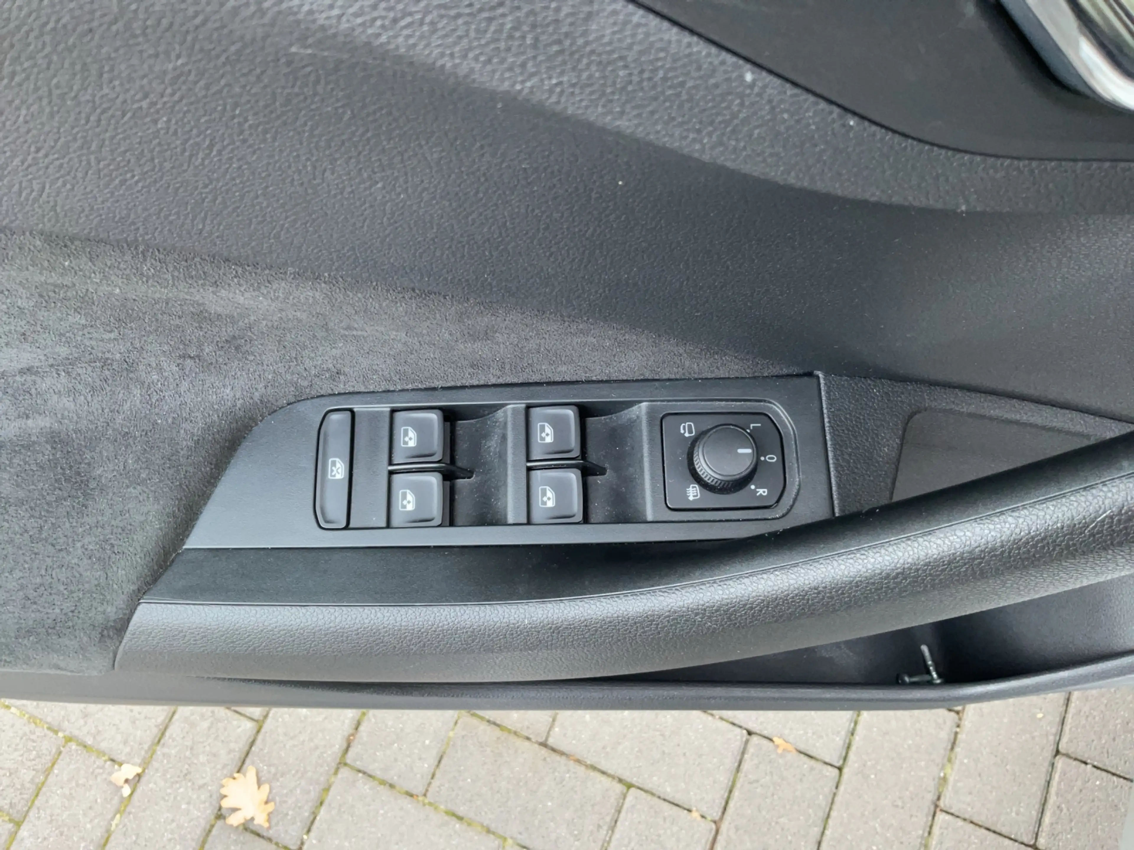 Skoda Kamiq 1.5 TSI DSG Selection — photo 22