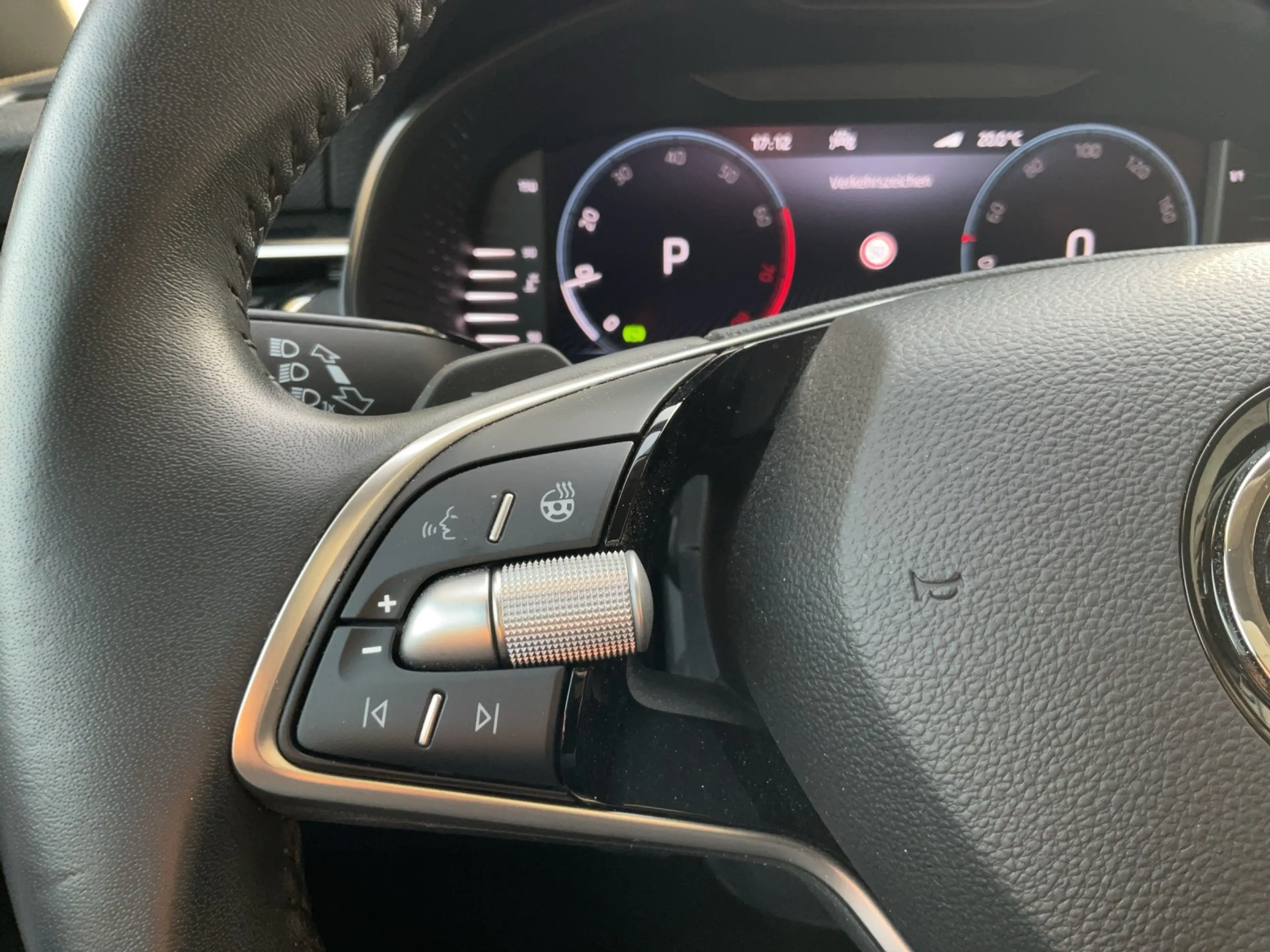 Skoda Kamiq 1.5 TSI DSG Selection — photo 13