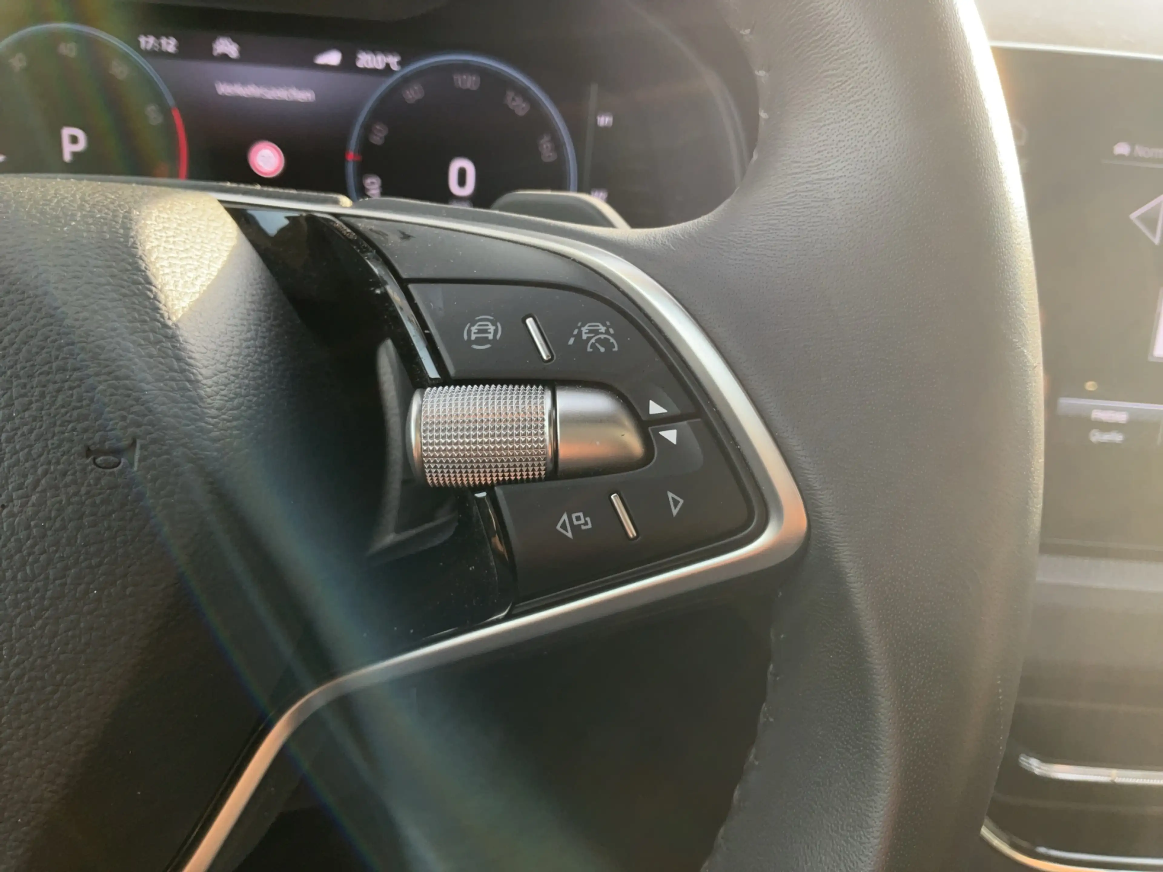 Skoda Kamiq 1.5 TSI DSG Selection — photo 14