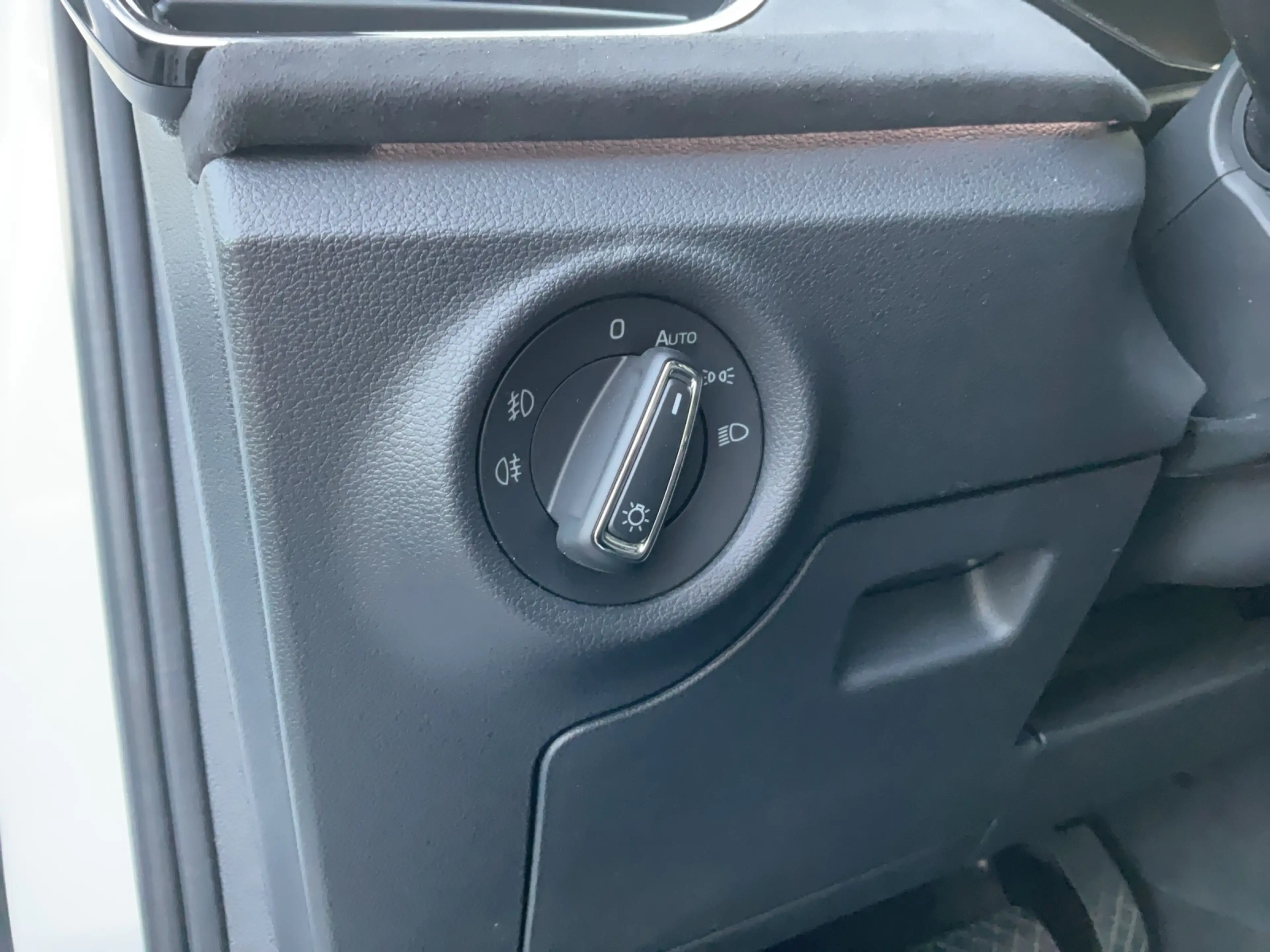 Skoda Kamiq 1.5 TSI DSG Selection — photo 19