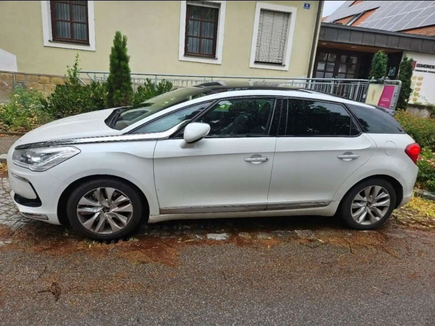 Citroen DS5 THP 200 So Chic Weiß - 1