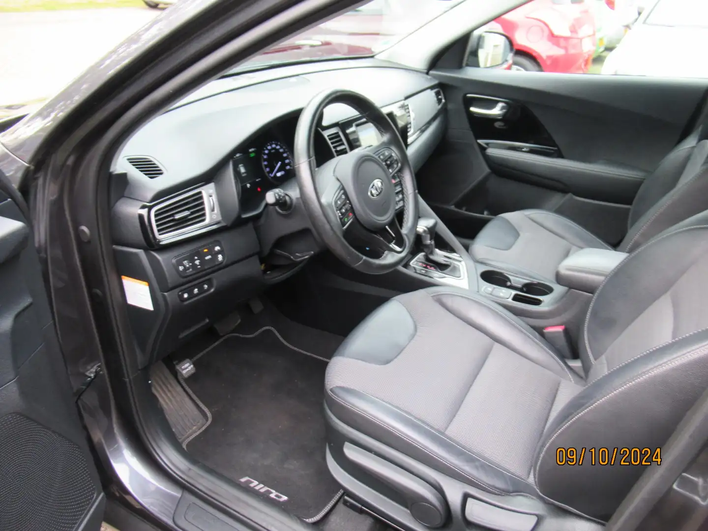 Kia Niro 1.6 GDi PHEV DynamicLine plug in hybride Gris - 2