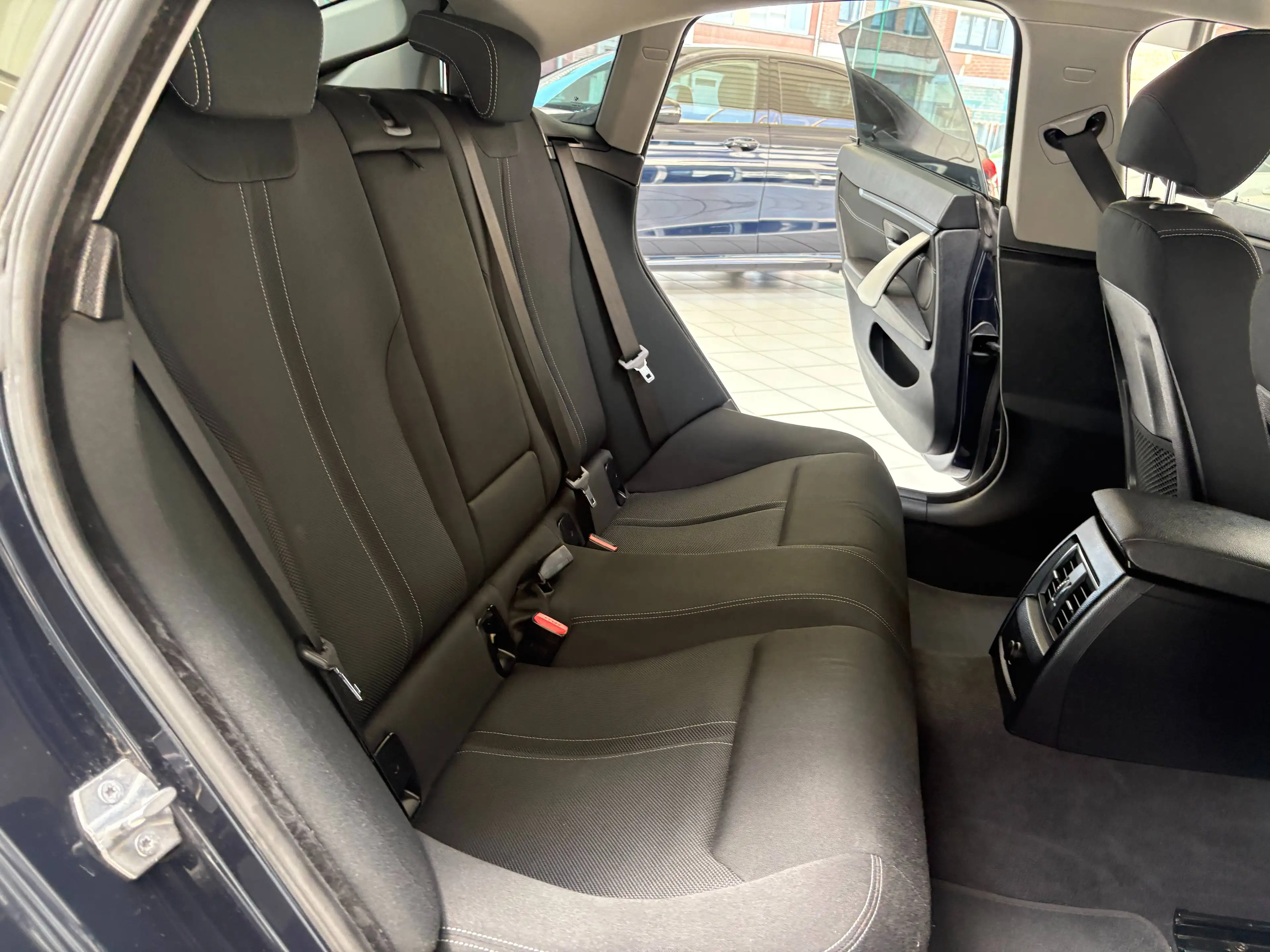 BMW 418 Gran Coupé 418iA *SPORT * XENON * GPS * PDC * JANTES * — photo 9