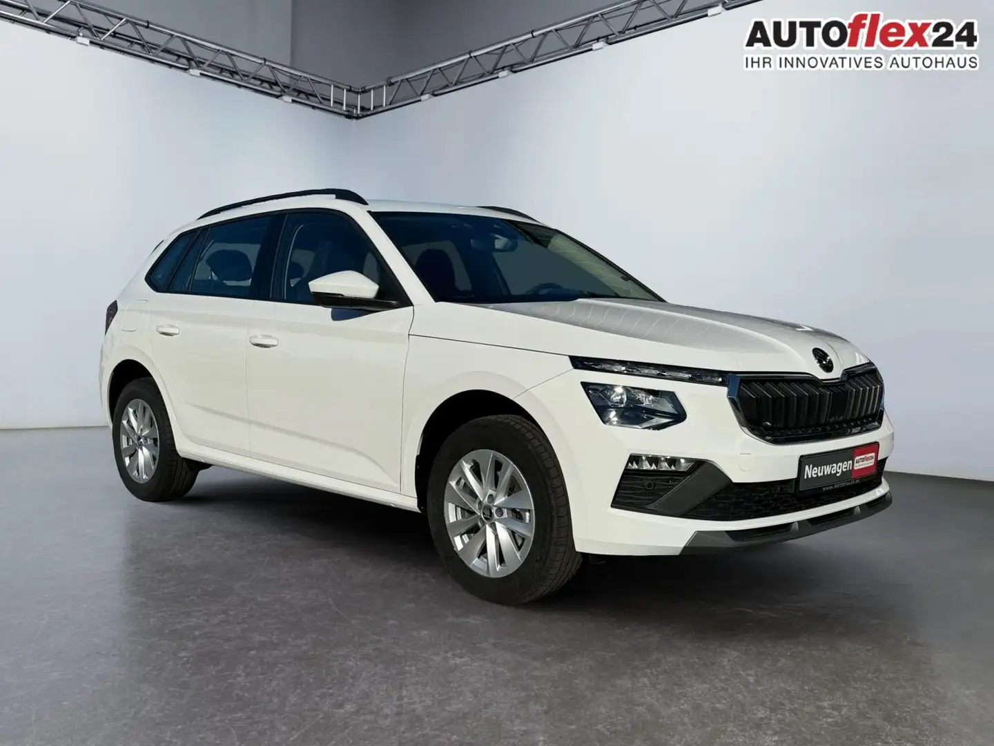 Skoda Kamiq 1,0 TSI Selection DSG AHK ViCo 2xPDC SHZ LED Ka... Blanc - 1