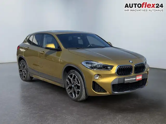 BMW X2 sDrive18d M Sport X Panorama Sitzheizung Naviga...