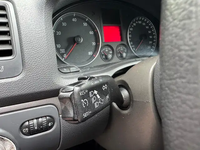 Volkswagen Golf view 13
