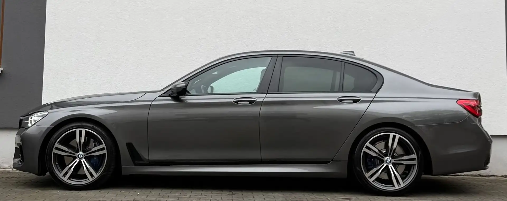 BMW 730 730Ld xDrive Gris - 2