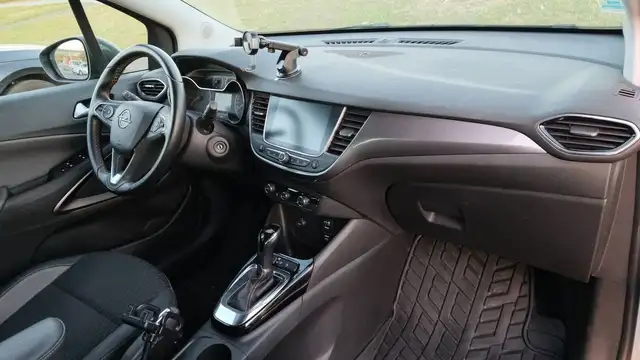 Opel Crossland X view 10