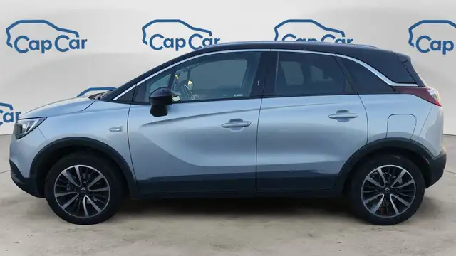 Opel Crossland X view 2