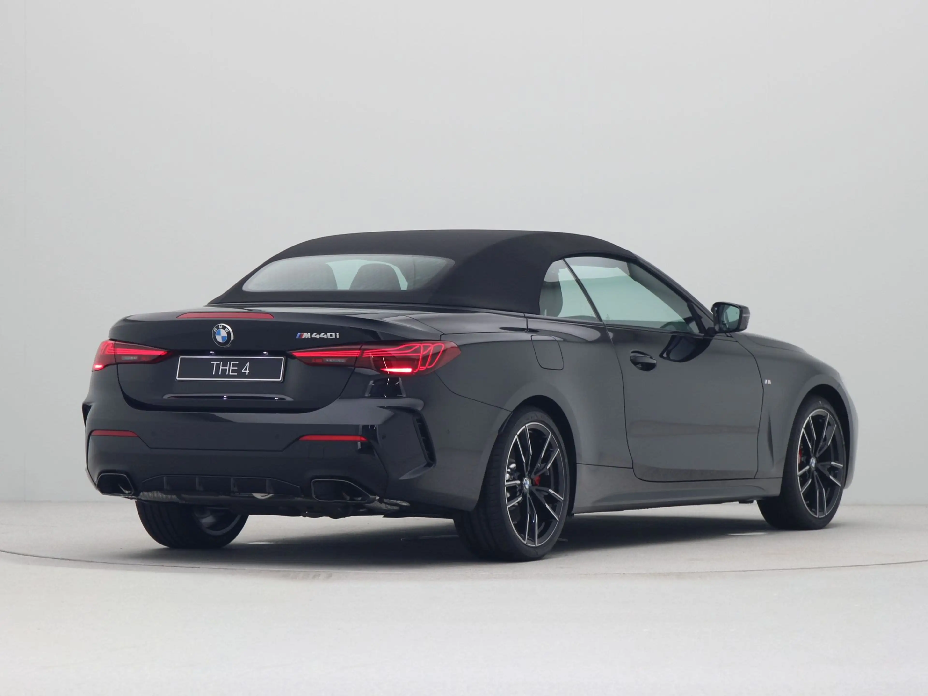 BMW 440 4 Serie Cabrio M440i xDrive — photo 13