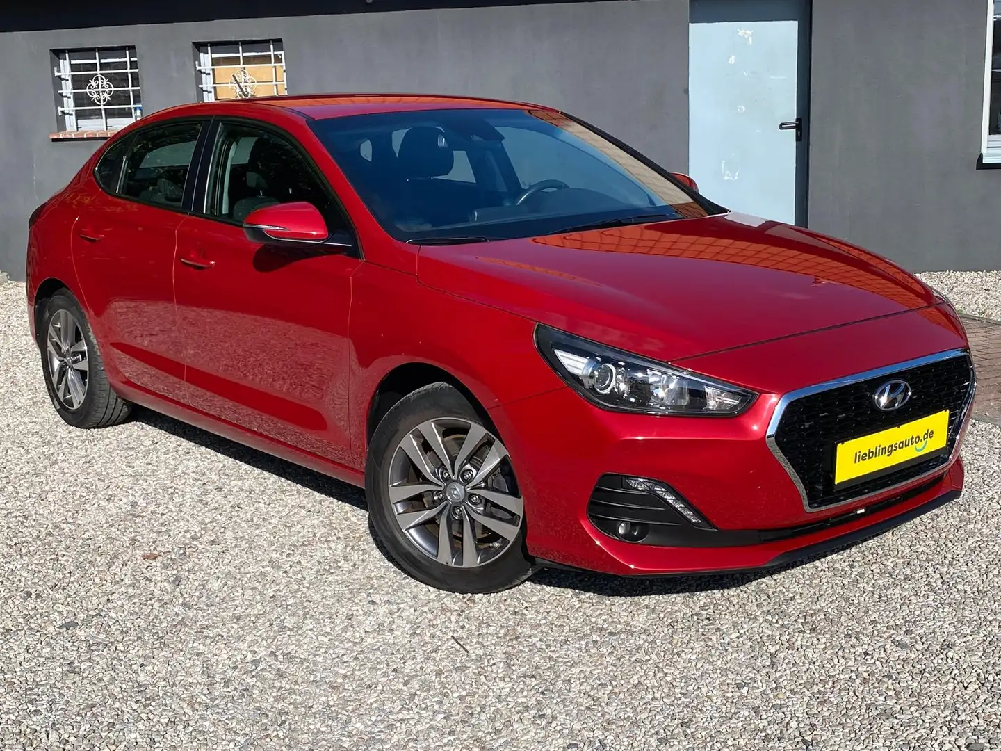 Hyundai i30 Fastback Style Klima Parkhilfe Bluetooth Rouge - 2