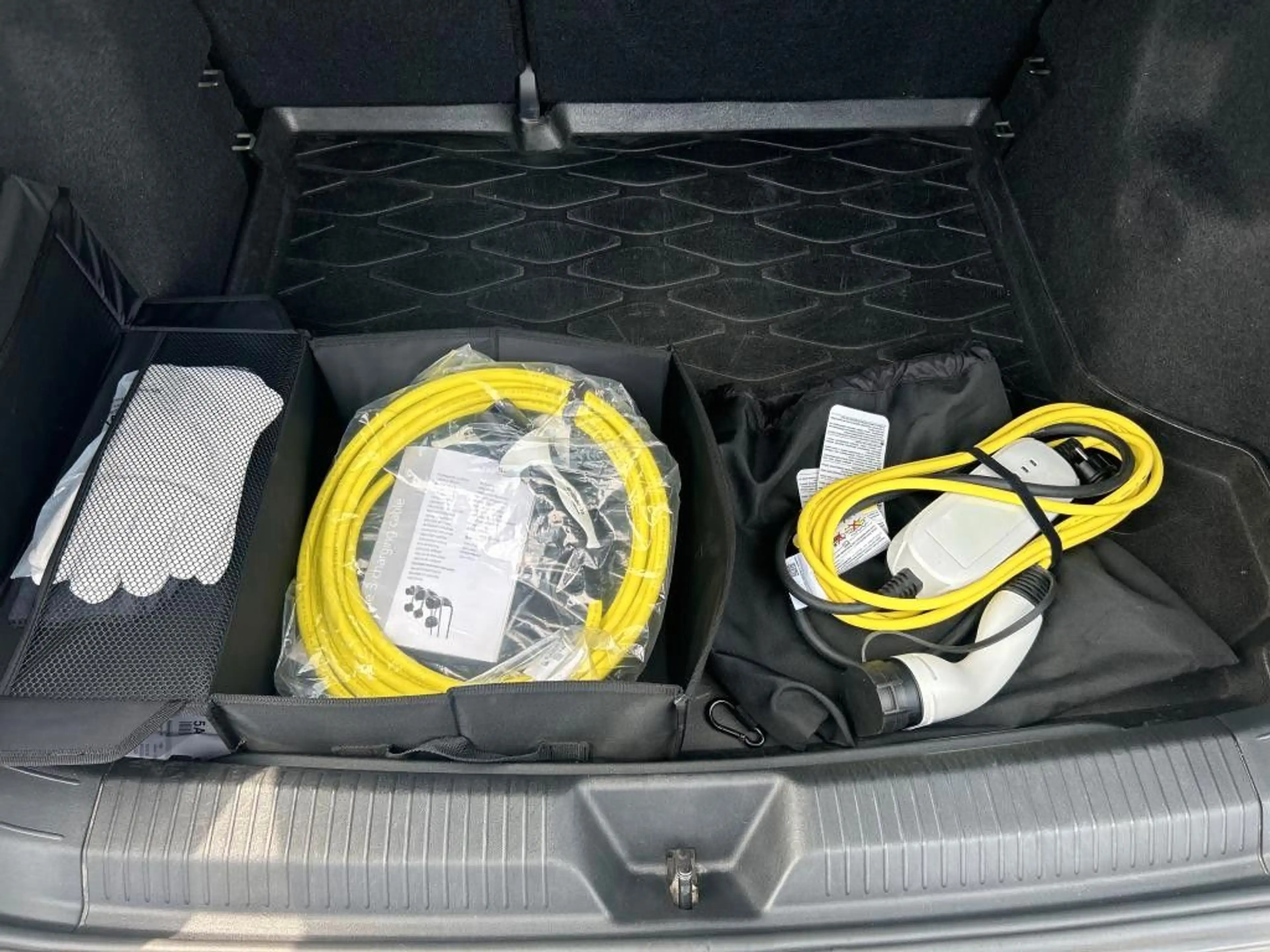 Volkswagen ID.4 Pro Performance 150 kW *AHK*WÄRMEPUMPE*SHZ* — photo 12
