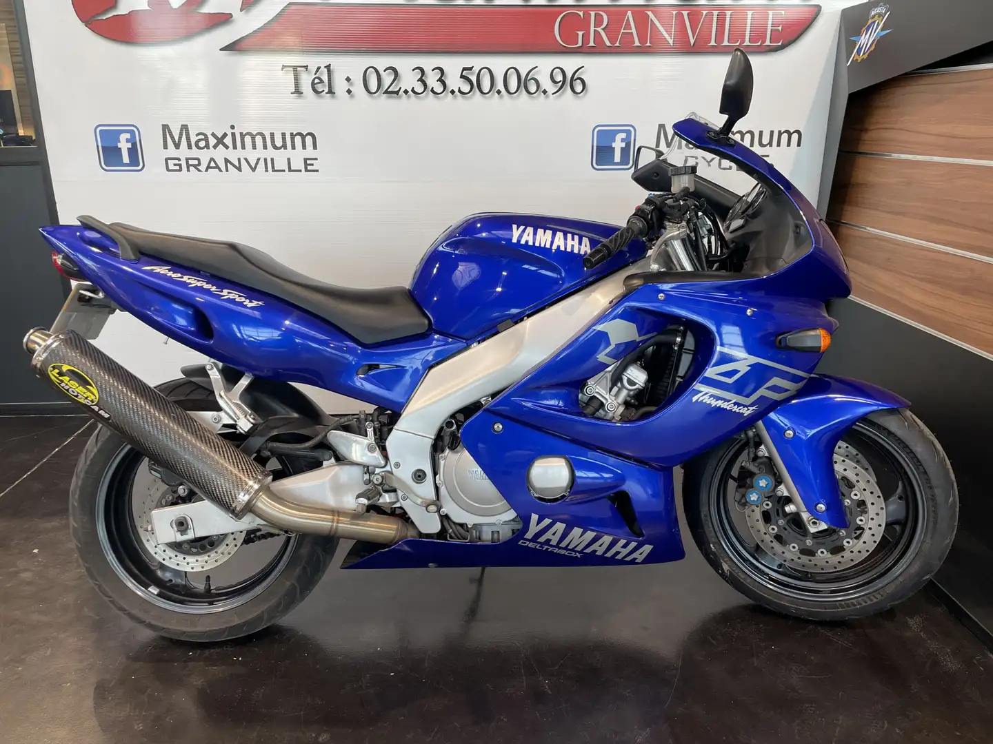 Yamaha YZF 600 Bleu - 1