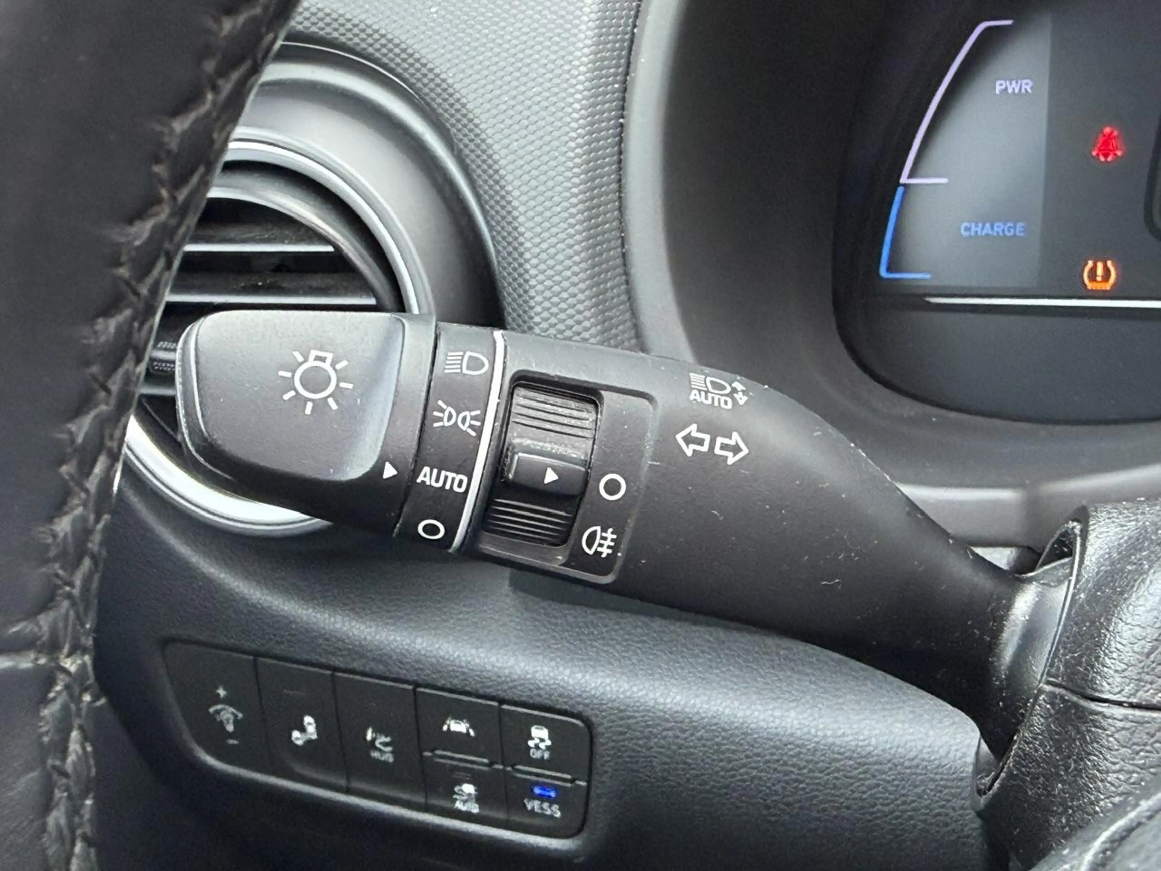 Hyundai KONA EV Premium 64 kWh Open dak I Lederen bekleding I S — photo 29
