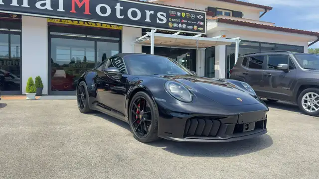 Porsche 911 view 2
