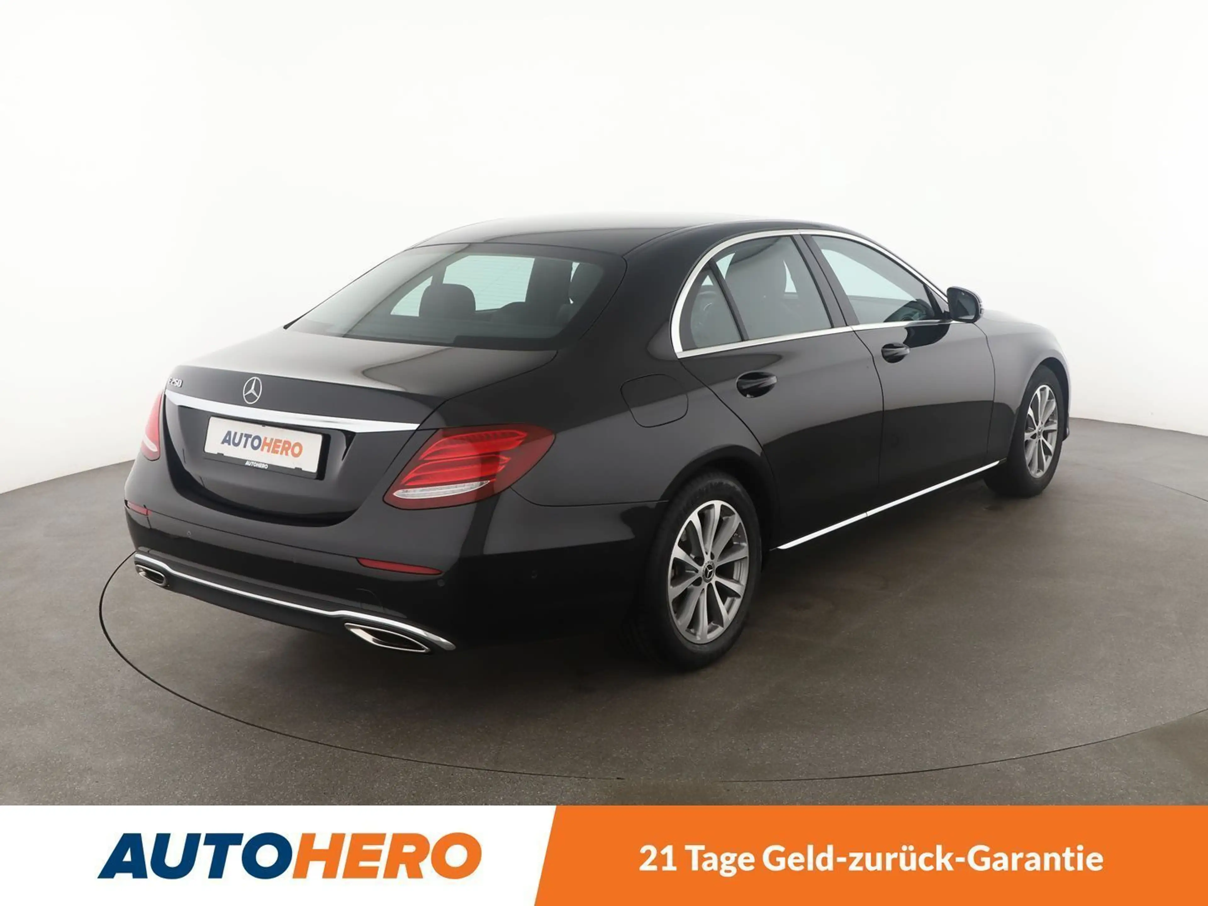 Mercedes-Benz E 250 E 250 Avantgarde Aut. *NAVI*LED*TEMPO*PDC* — photo 6